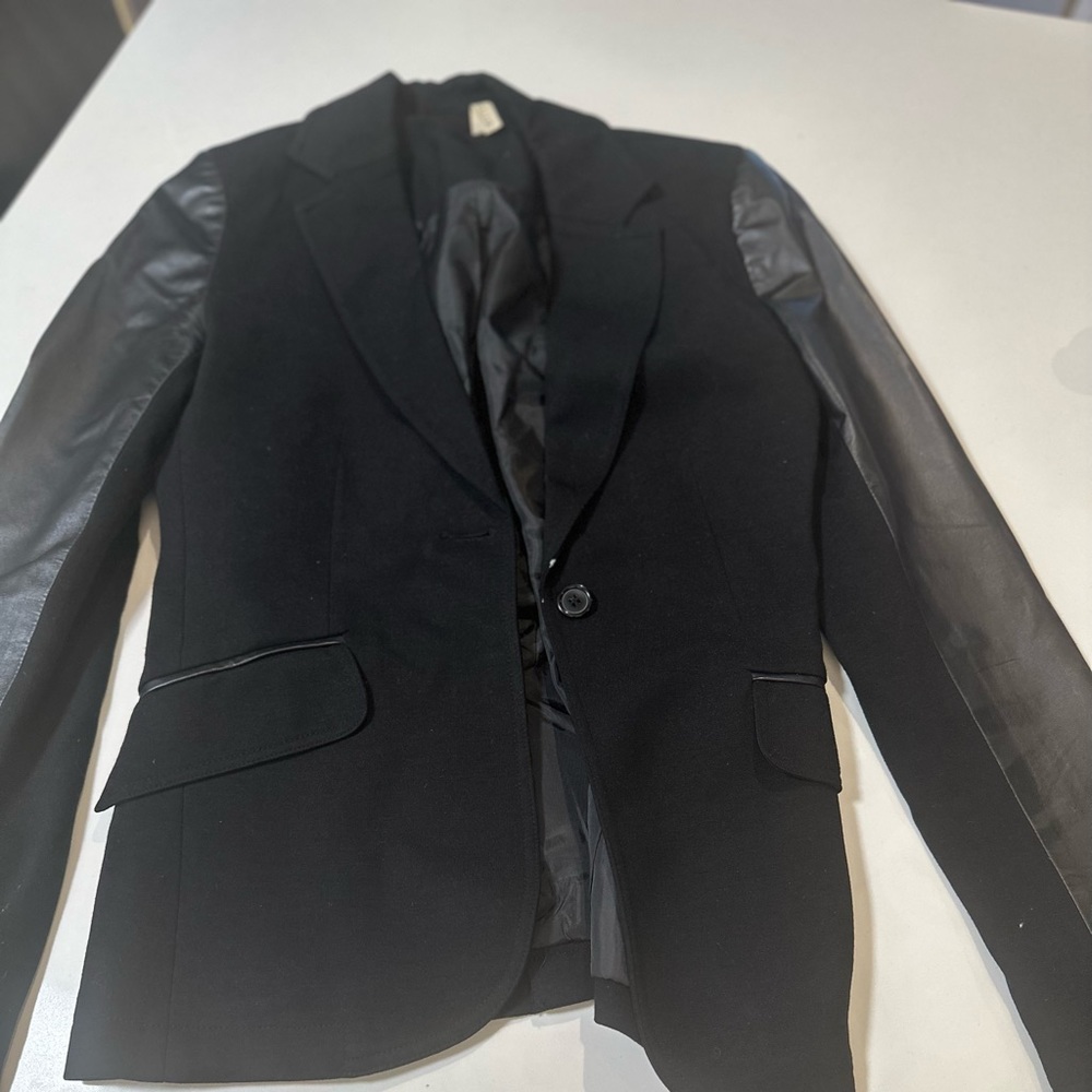 Women’s blazer